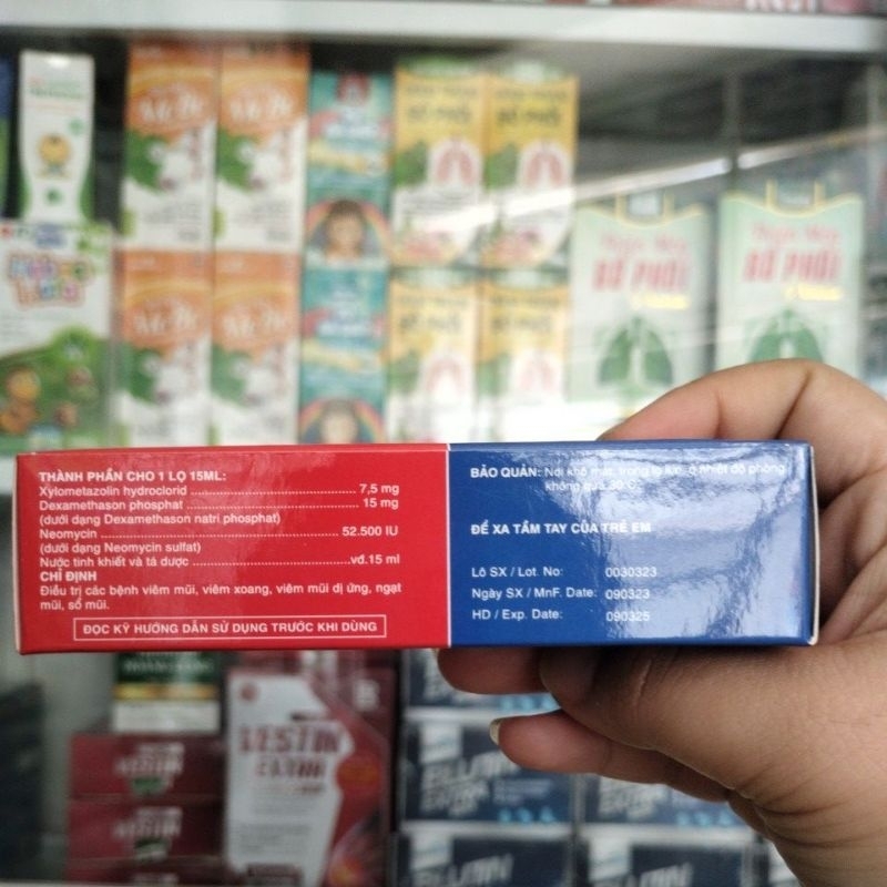 Xịt mũi dophazolin