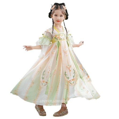 Hán phục màu vàng xanh thêu hoa cho bé gái