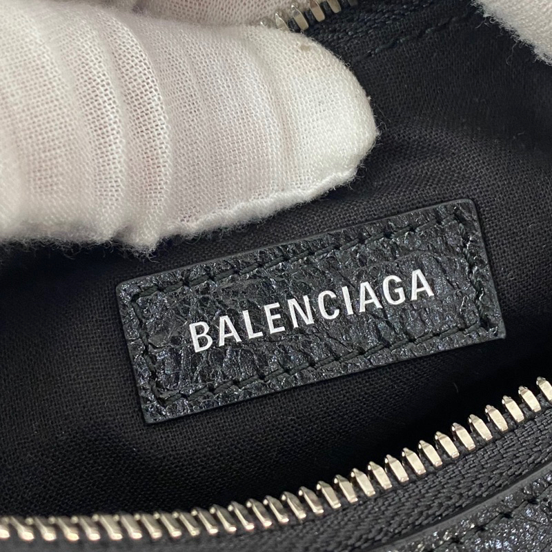 Túi Balenciaga Le Cagole size 26x16x10cm