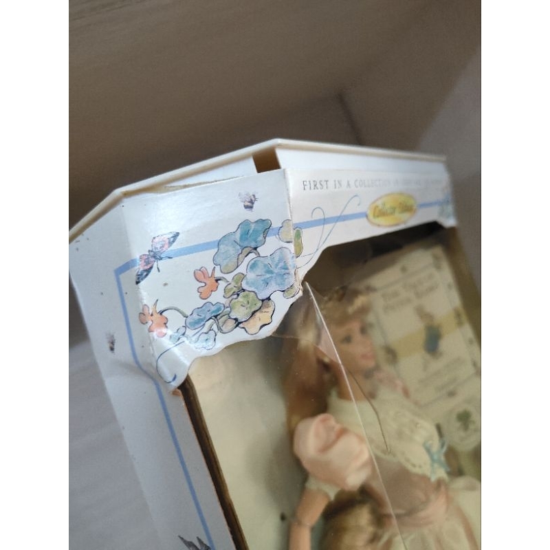 Búp bê barbie Rabbit peter hộp xấu