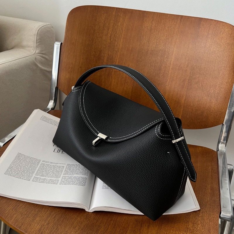 TÚI DA BÒ CAO CẤP KHOÁ T | SALT DÉ STUDIO