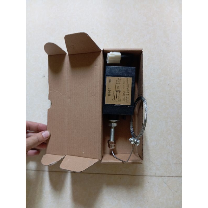 Chuột tắt động cơ,Solenoid tắt máy phát điện