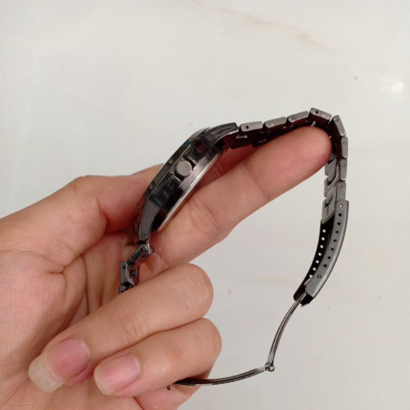 Đồng hồ si nam hiệu VITARROSO ful đen giả 6 kim độ mới cao 91%