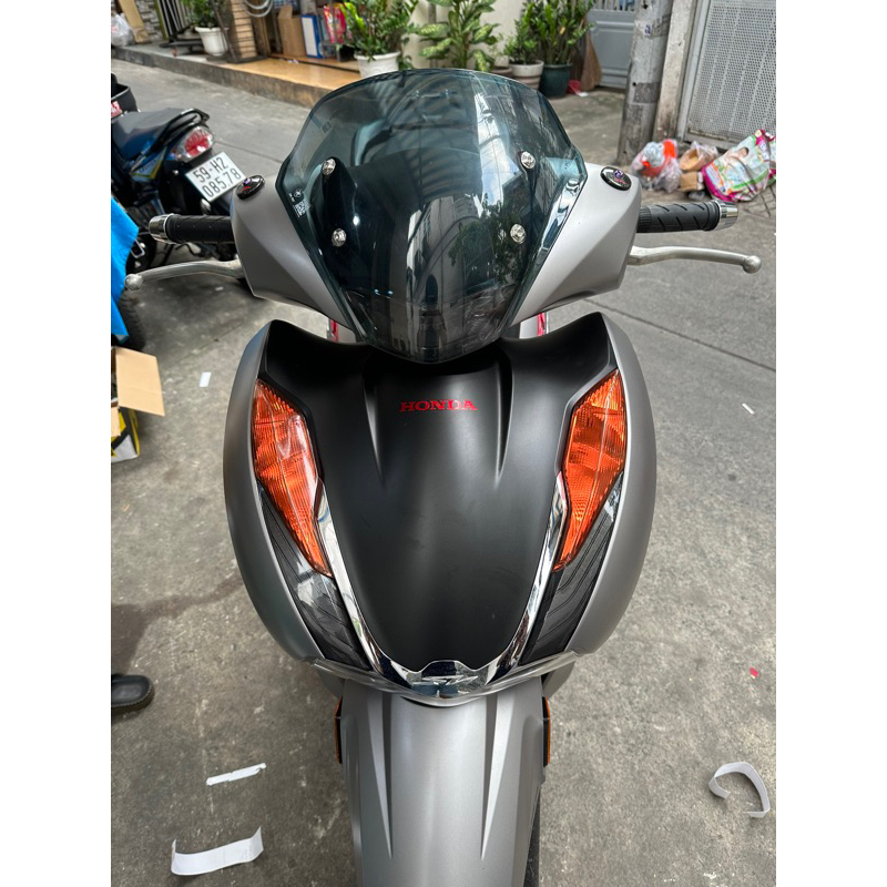 Tem Decal Xinhan Trước Cho SH 2020-2023