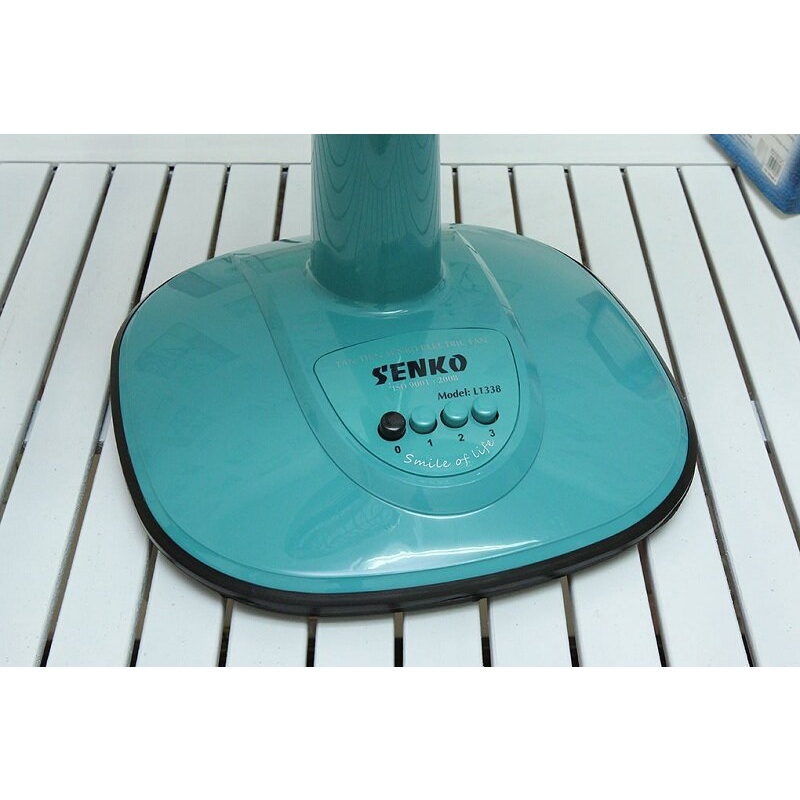 Quạt lỡ ống nhựa Senko L1638 công suất 47W, thiết kế đơn giản tinh tế, nhiều màu sắc - Hàng chính hãng