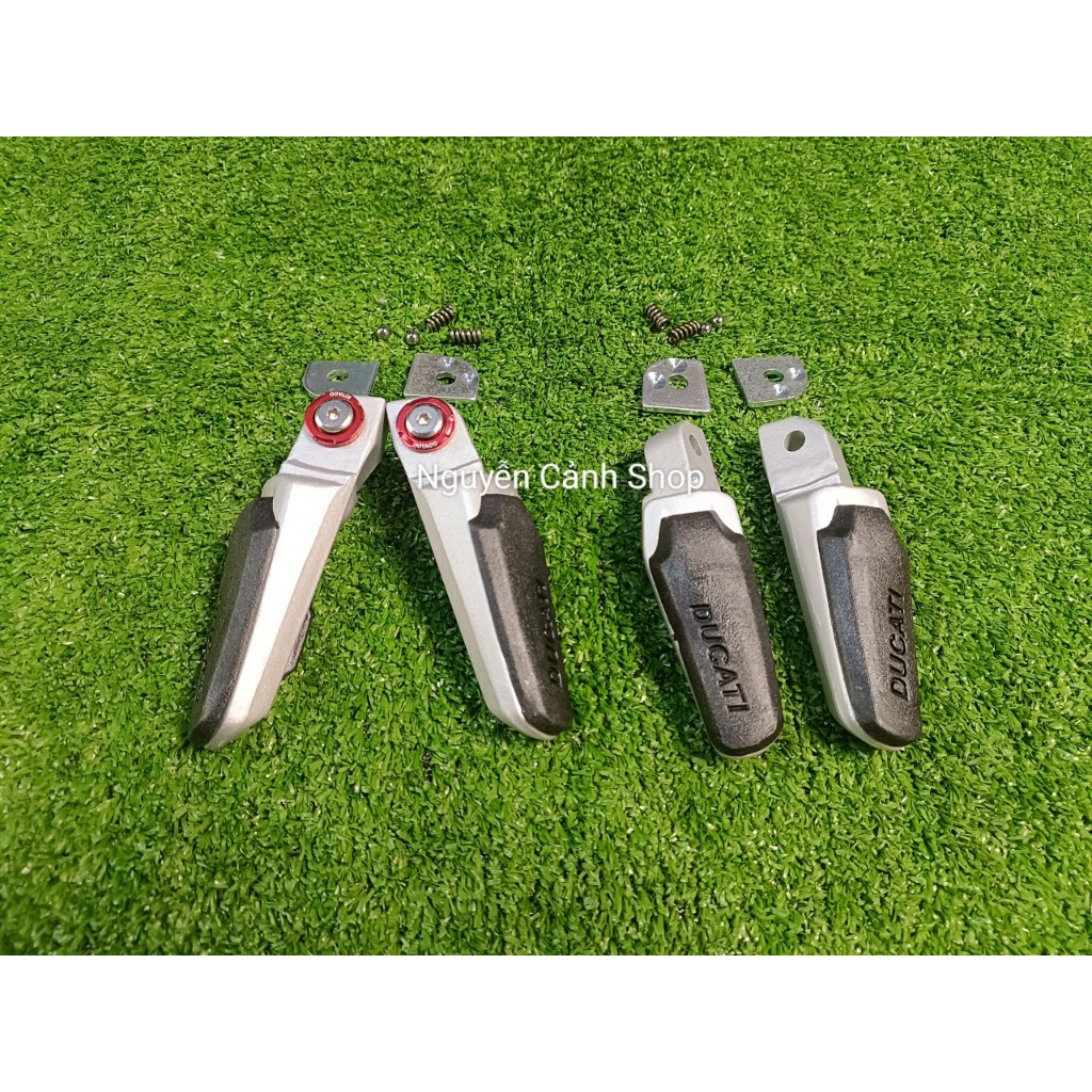 Gác chân DUCATI gắn xe máy Honda yamaha