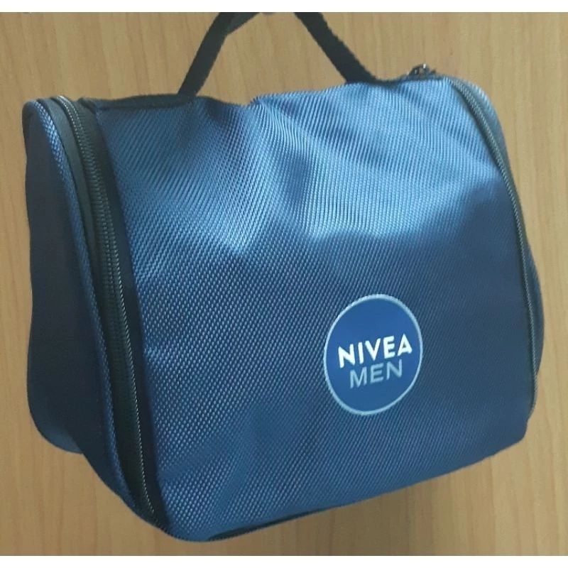 Túi đựng mỹ phẩm Nivea