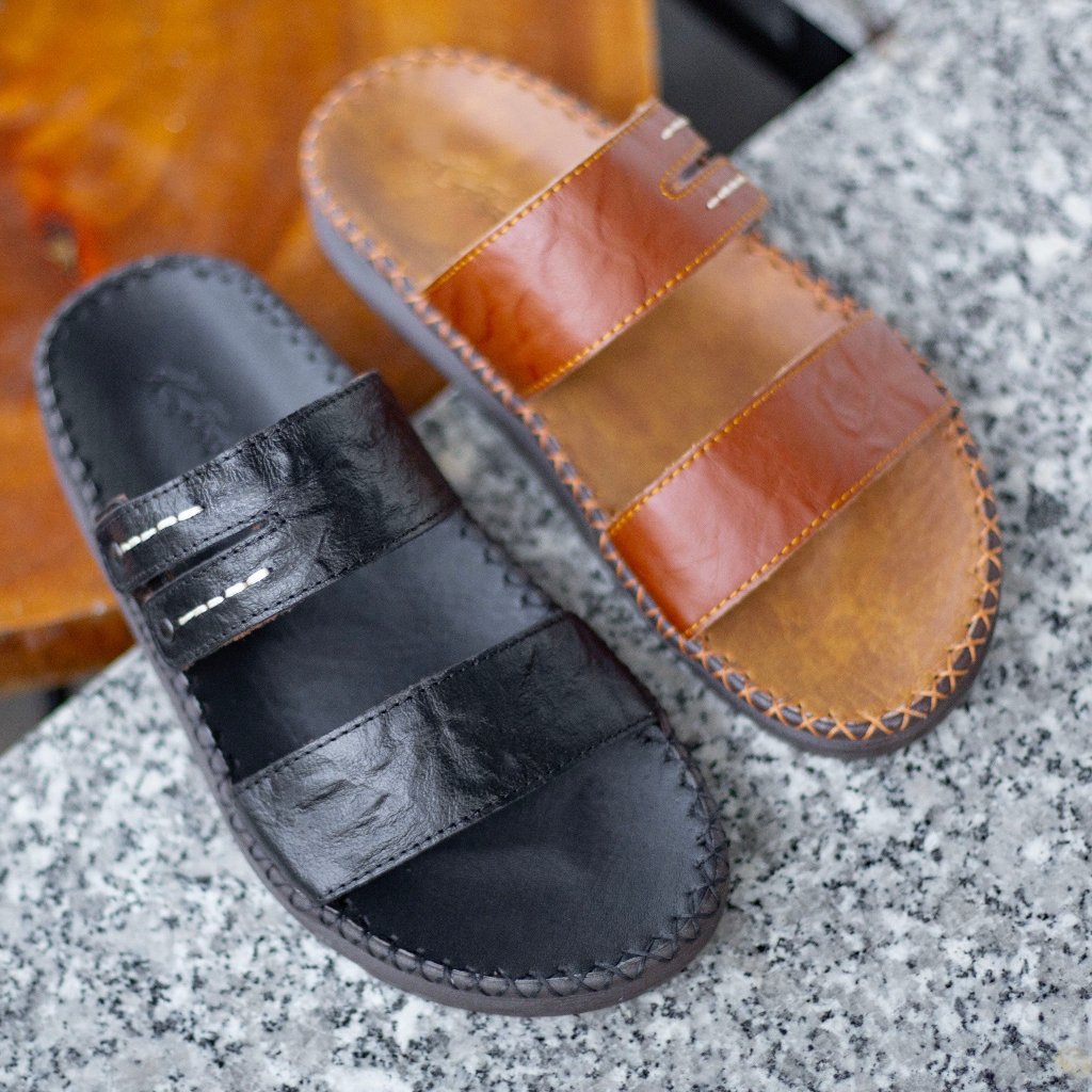 Dép da nam 2 quai da bò quốc dân,may quai và đế toàn bộ.