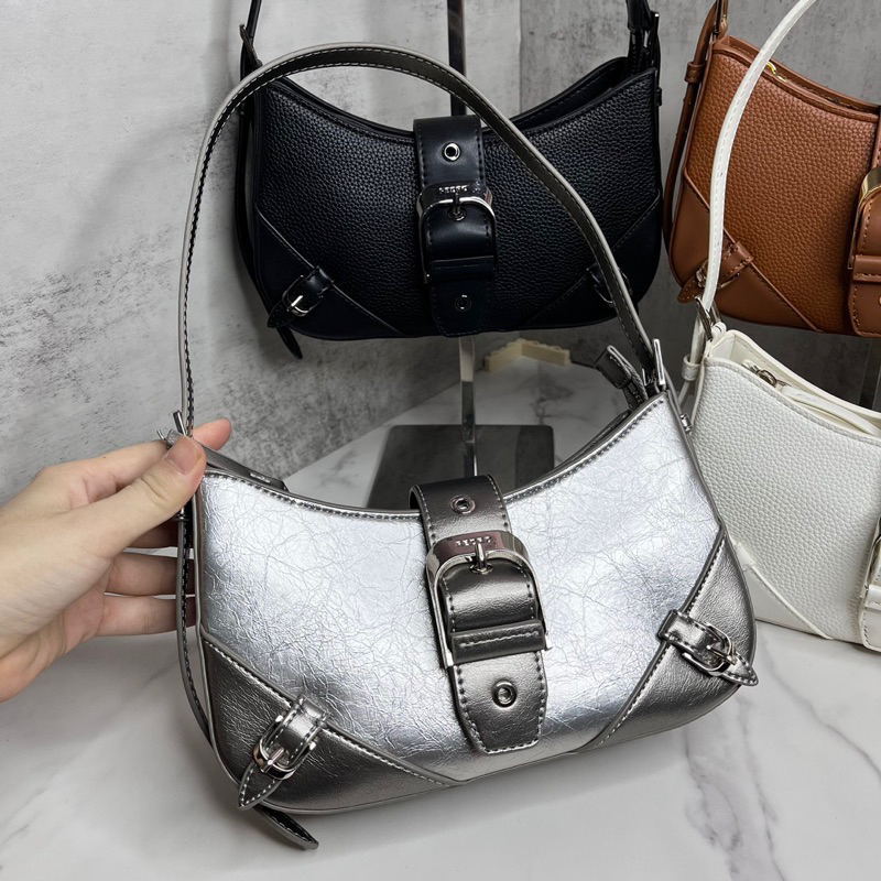 Túi xách nữ Pd kẹp nách nắp belt đủ 4 màu siêu hot