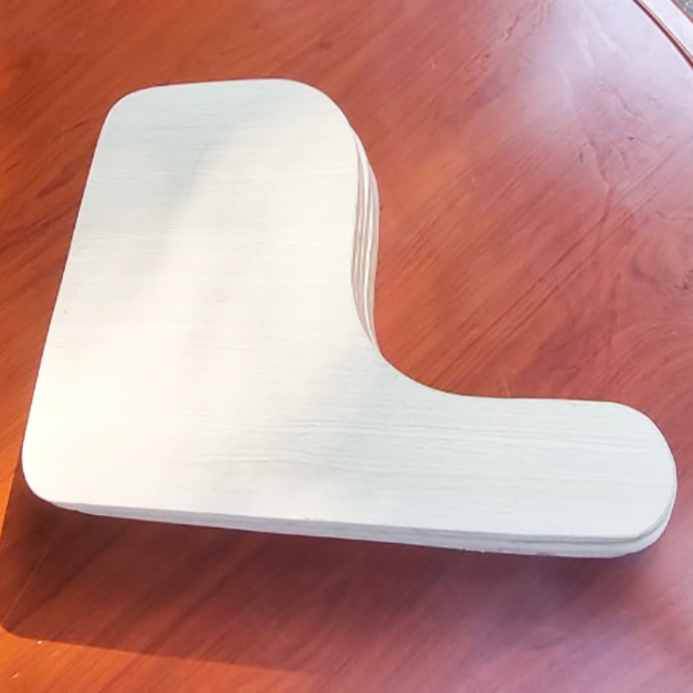 Mặt bàn gỗ thay thế cho ghế gấp liền bàn