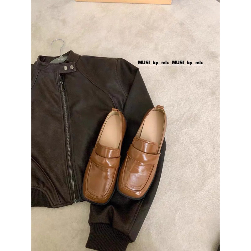 MUSI retro phong cách Anh quốc giày mũi vuông miệng sâu cho nữ 2023 mới da mềm giày lười da