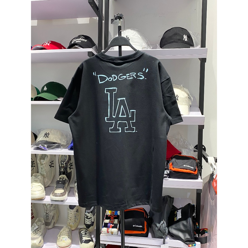 Áo phông New Era New Big logo viền vẽ NY/LA đen 13774242/13774244