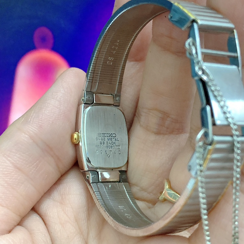 Đồng hồ si nữ hiệu Seiko dáng còng - secondhand watch Seiko