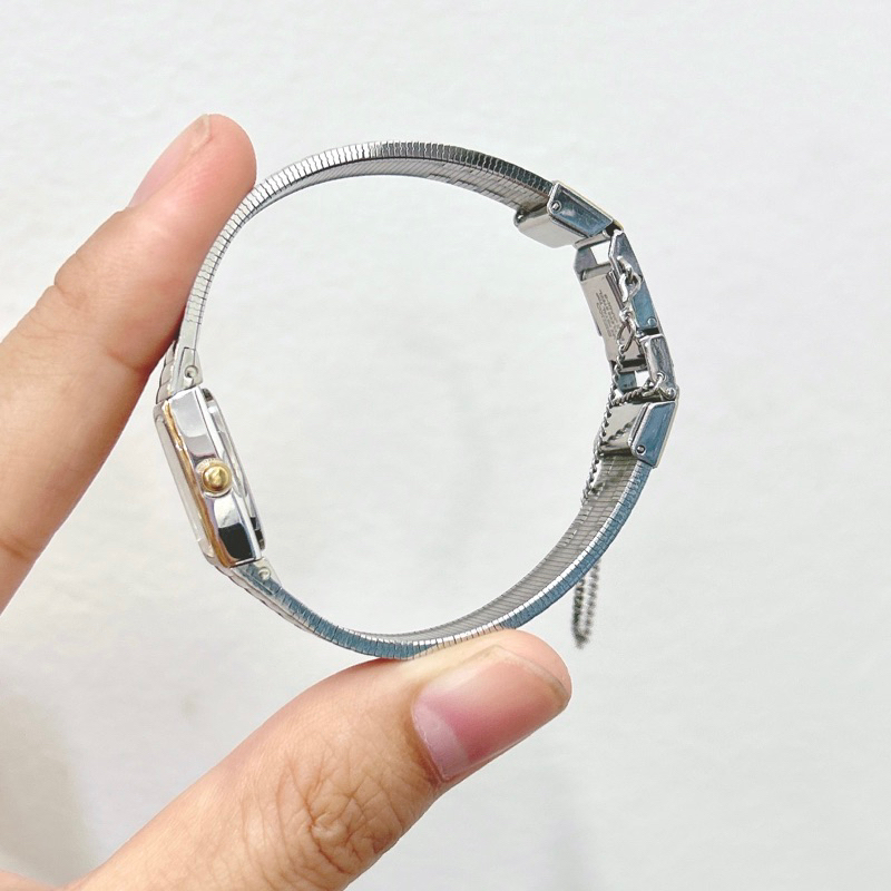 Đồng hồ si nữ hiệu Seiko dáng còng - secondhand watch Seiko