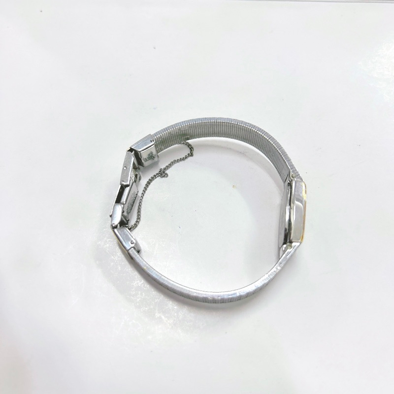 Đồng hồ si nữ hiệu Seiko dáng còng - secondhand watch Seiko