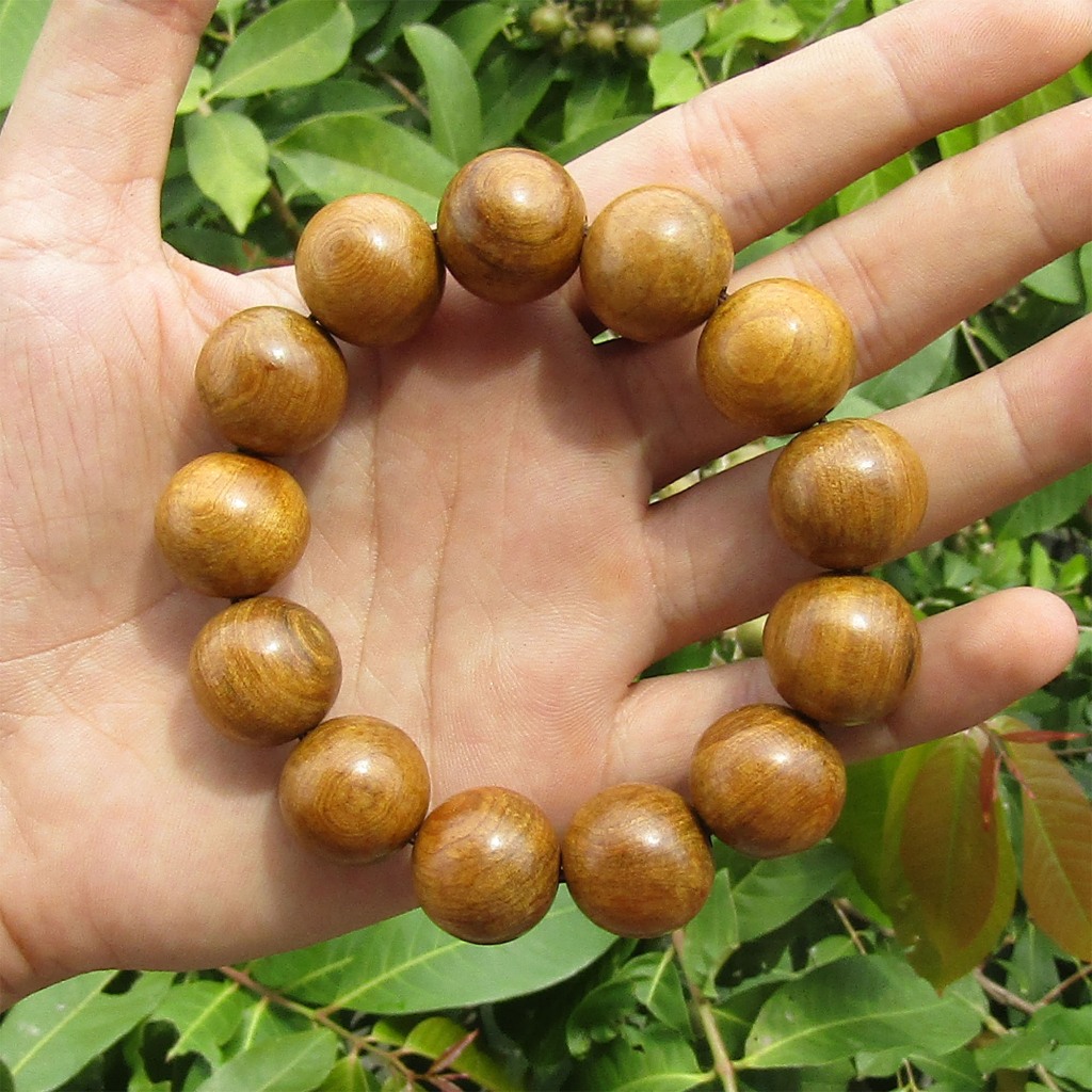 Vòng Tay Gỗ Tùng Hương Cực Thơm