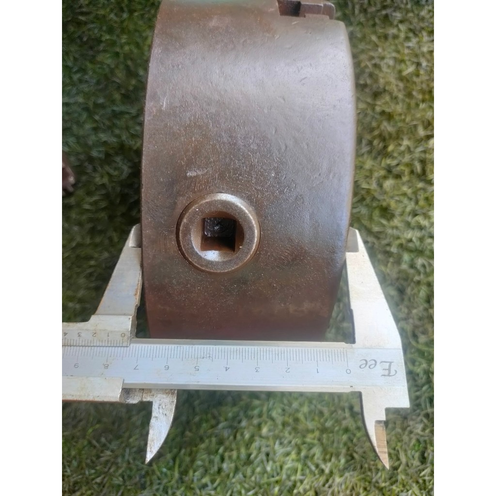 Mâm cặp 200mm hàng bãi Trung Quốc