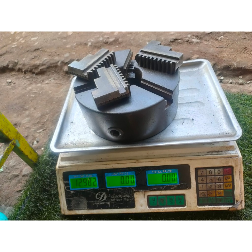 Mâm cặp 200mm hàng bãi Trung Quốc