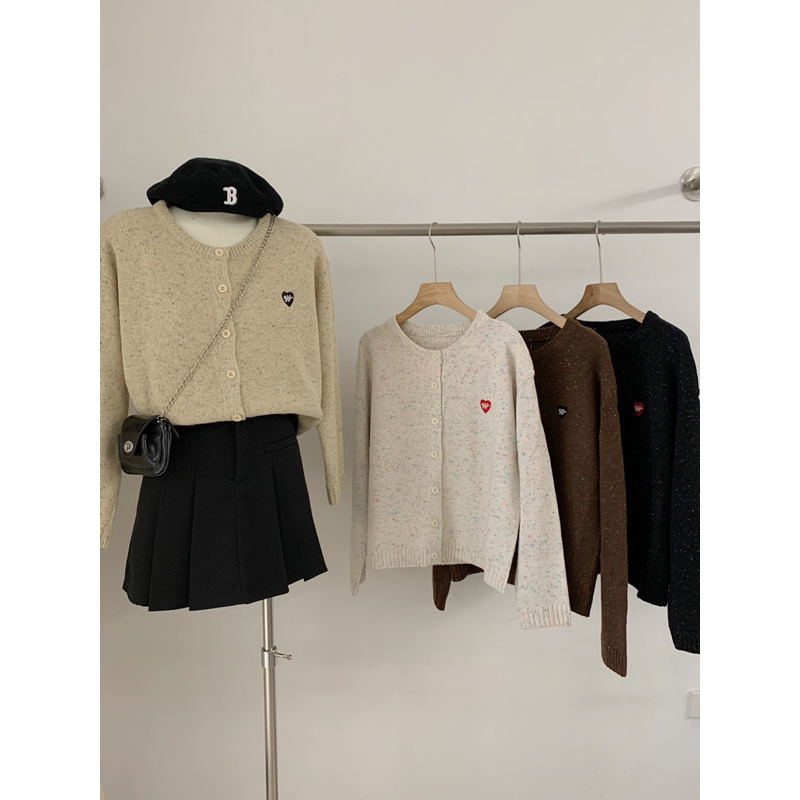 KAYY. Áo cardigan len tiêu thêu tim _ cttt