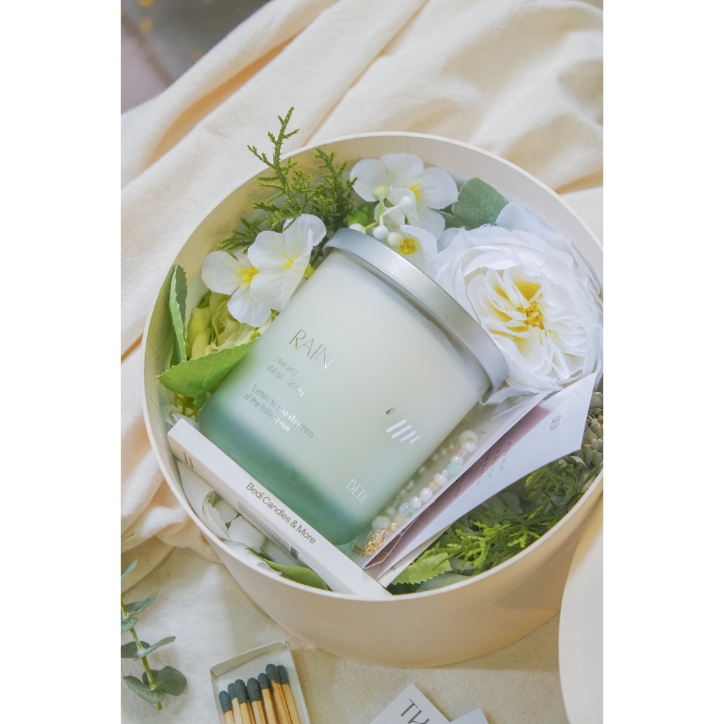 Box hoa lụa tròn thiết kế sang trọng