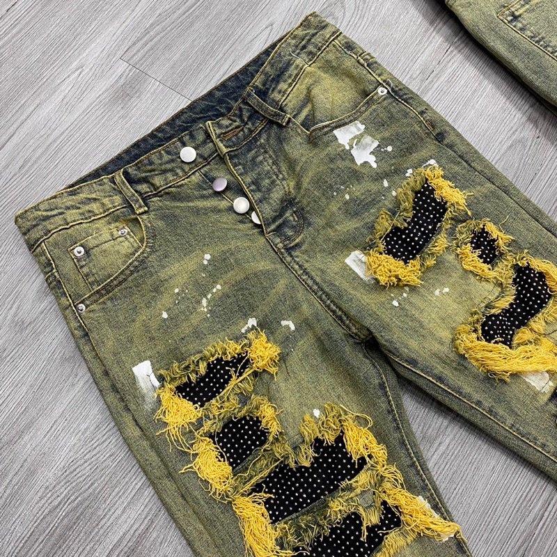 Quần xanh vá đen đính đá nhỏ rách xù chỉ rêu,quần jean amiri đính đá chấm sơn trắng 4 khuy phong cách boy phố