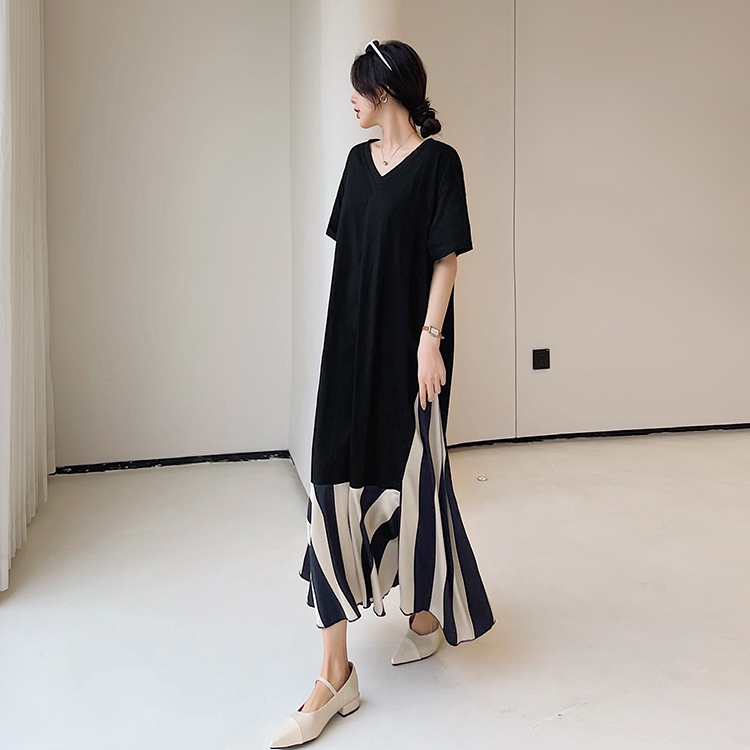 Váy Suông Dáng Dài Đen Cách Điệu Xẻ Tà Sọc Hàn Quốc Hè 2024 T106