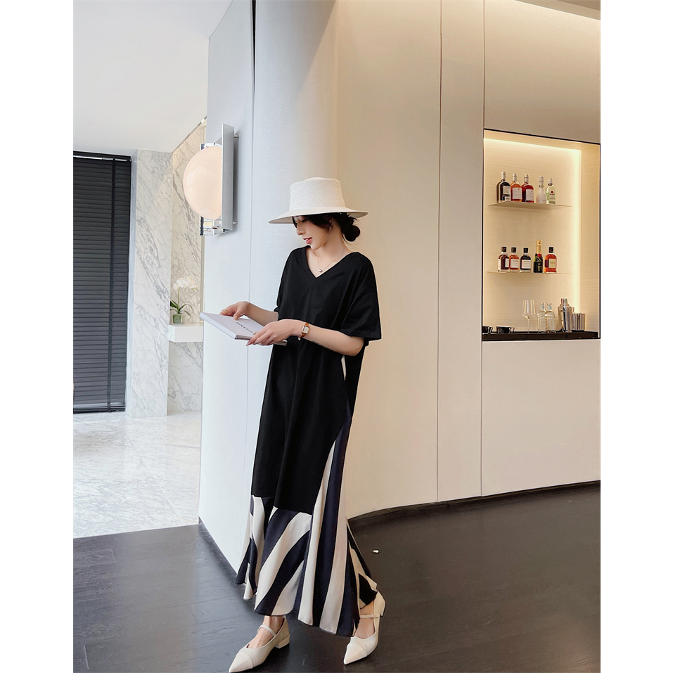 Váy Suông Dáng Dài Đen Cách Điệu Xẻ Tà Sọc Hàn Quốc Hè 2024 T106