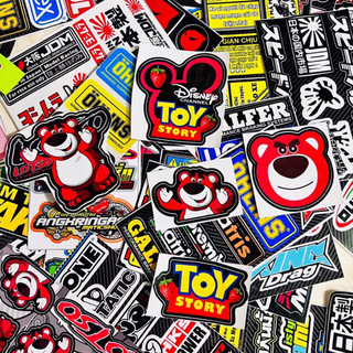 Tem sticker logo gấu dâu dán trang trí xe máy, laptop, vali .v.v