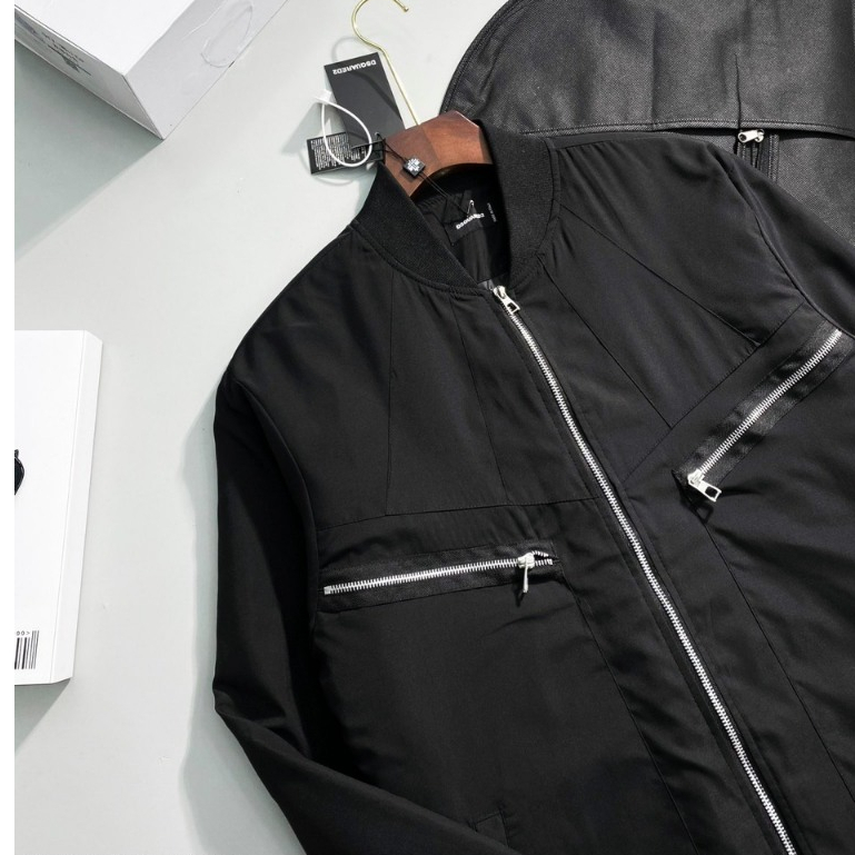 A15-Áo Khoác Gió Nam Thêu DSQ 290 Thời Trang Nam Màu Đen Chất Gió Lạnh Trơn Phối Mí Chi Tiết