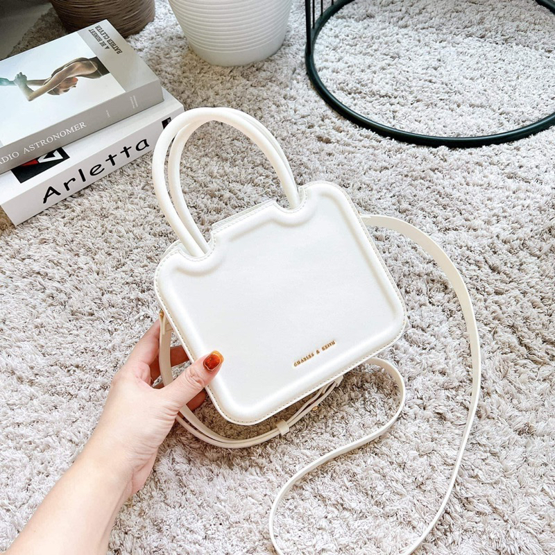 Pass túi đeo chéo bánh bich qui CNK auth