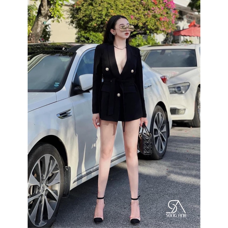 Váy vest phối cúc kèm đai sang chảnh