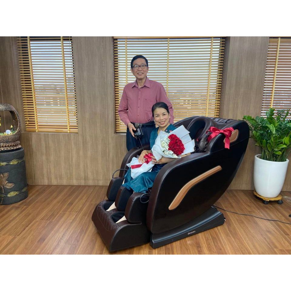 Ghế massage toàn thân Okinawa OS 111, 3D, bảng điều khiển tiếng Việt,