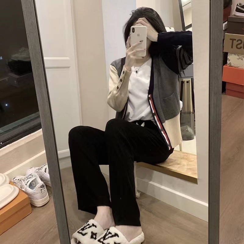 Áo khoác Cardigan Thome họa tiết Mix màu cực xinh dành cho mọi cô nàng hotrend 2023