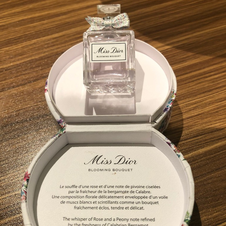 Sét Nước Hoa Dior Mini Miss Dior cho nữ chính hãng hàng Pháp siêu xinh