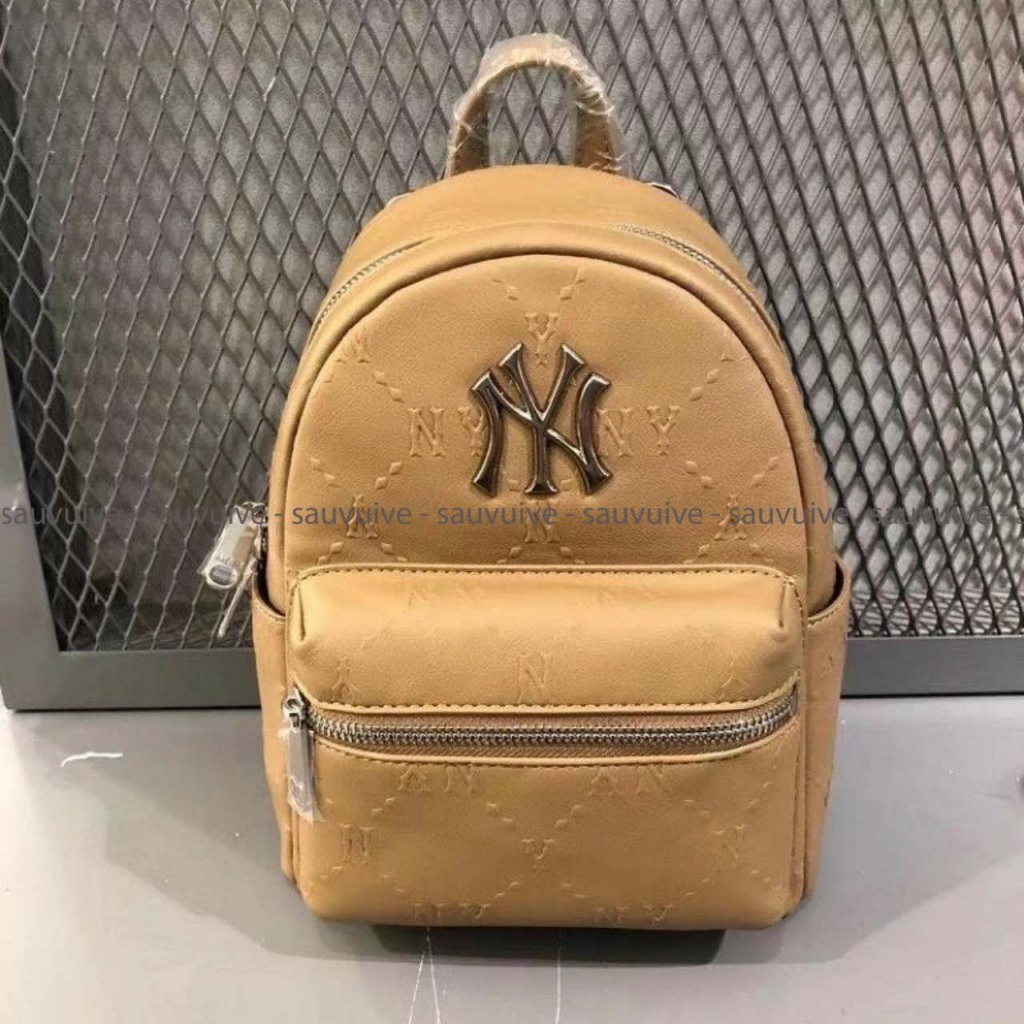 BL48 - Balo MLB Mini Logo Chữ NY Bạc - Màu Đen Và Bò Thời Trang - Sấu Vui Vẻ Oficial