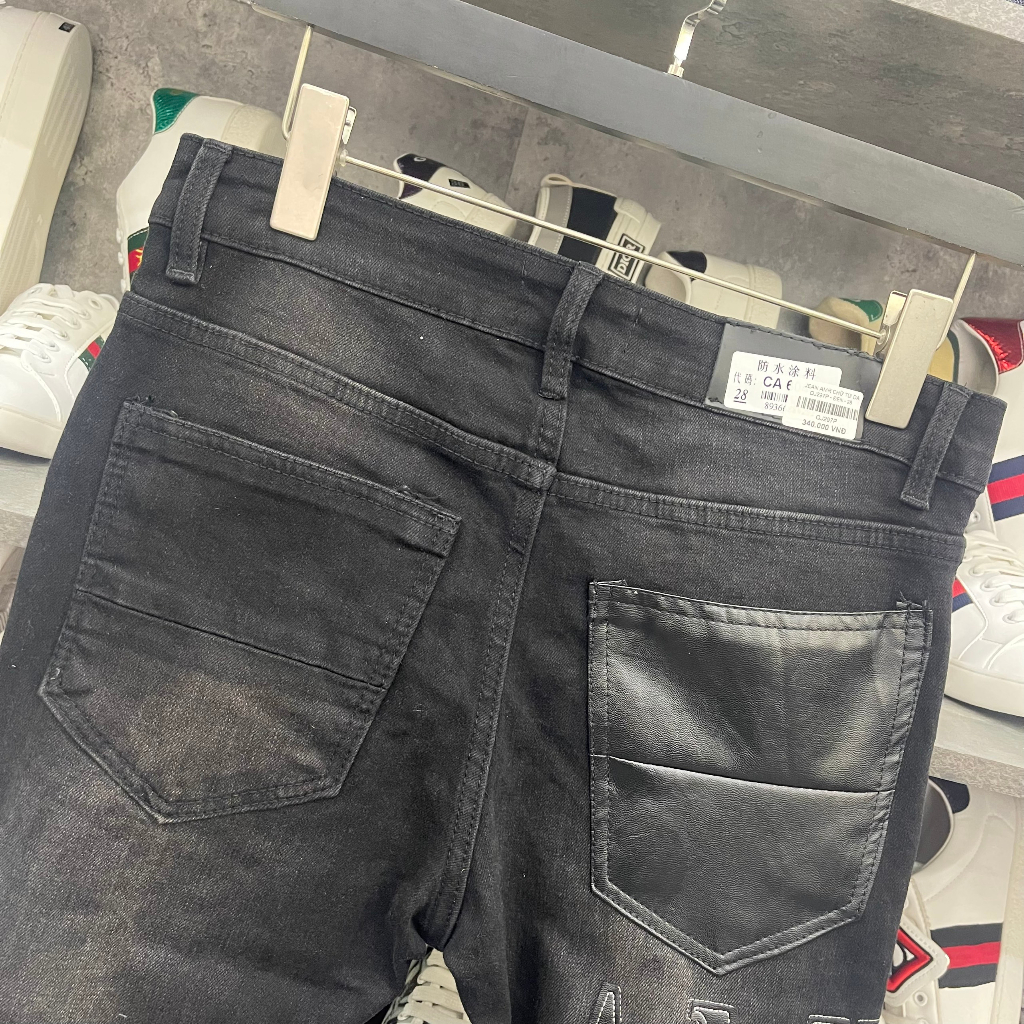 Quần jean bò nam Amiri skinny đen xám thêu chữ da đùi rách xù vá phối túi da 4 cúc chữ boy phố HOT 2023