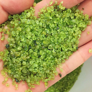 Đá peridot - oliu may mắn