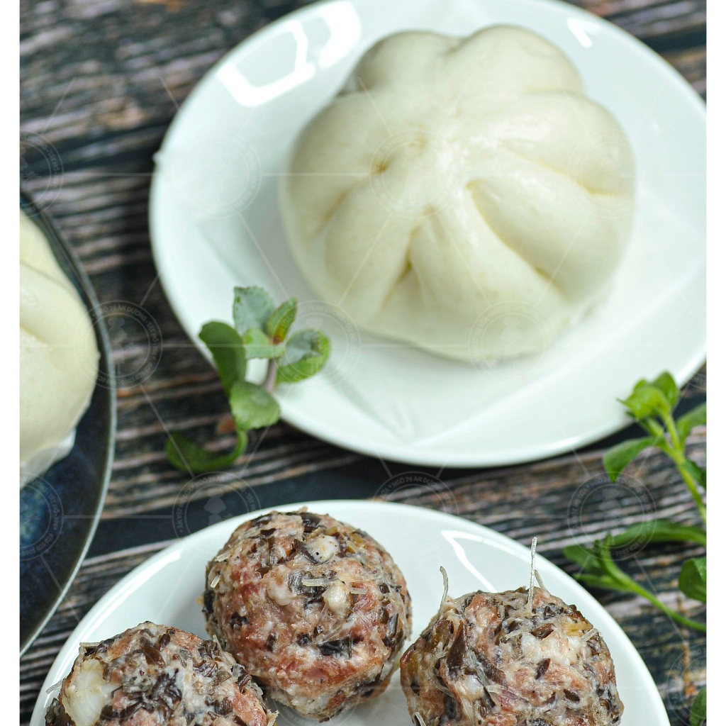 Cái Bánh bao trứng thịt