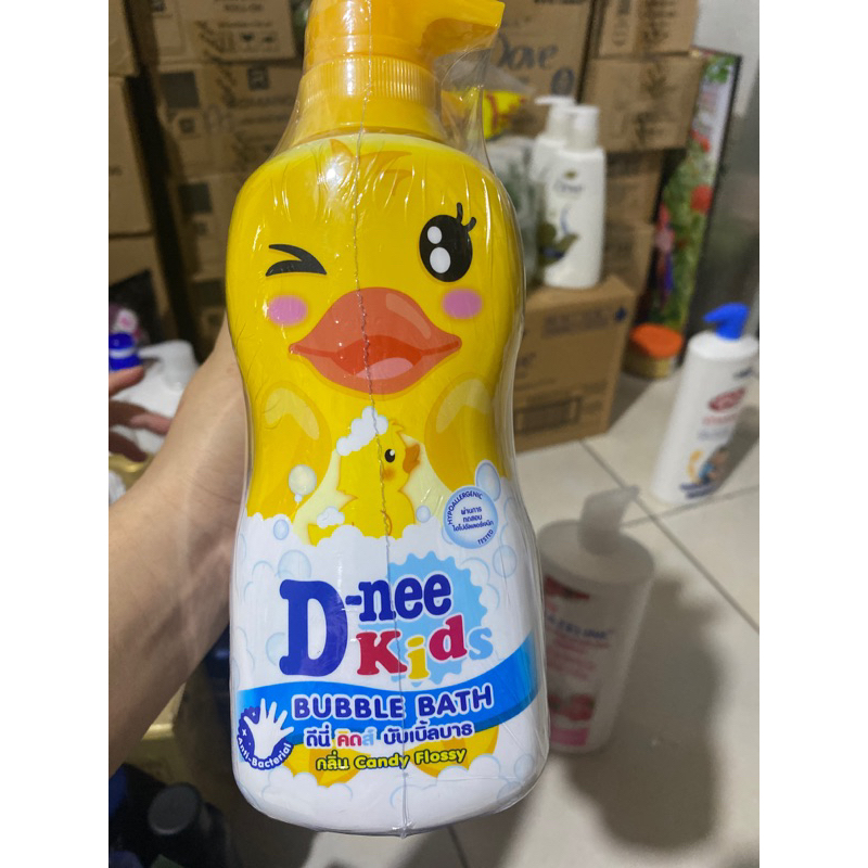 Tắm gội dnee kids hình thú chai 400ml