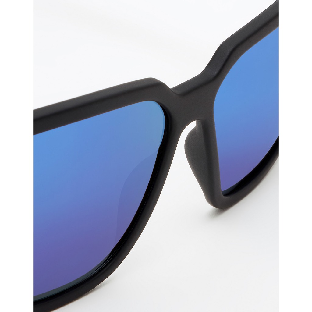 HAWKERS Motion Sunglasses For Men And Women, Unisex. Official Product Designed In Spain