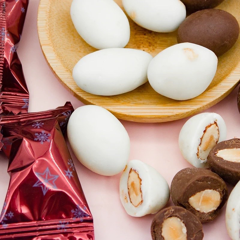 SoCoLa Bọc Hạnh Nhân