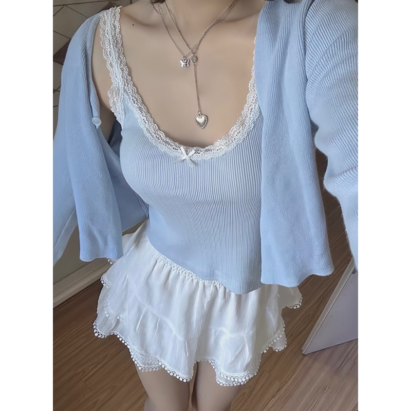 𝐚𝐬𝐡𝐞𝐱𝐢𝐧𝐜𝐡𝐚𝐨:  áo thun 2 dây phối ren