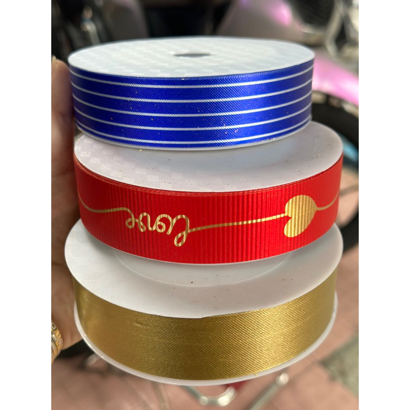 Ruy băng NI LÔNG 3cm gói quà ,bó hoa trang trí Dài 35 métt ƠI