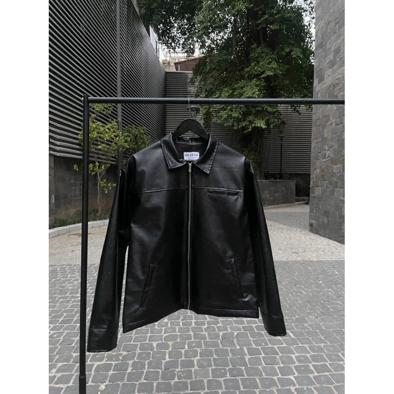 Áo khoác da form boxy