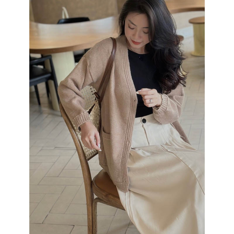 Áo Cardigan - 1817 - 2 Túi - Nút Sừng