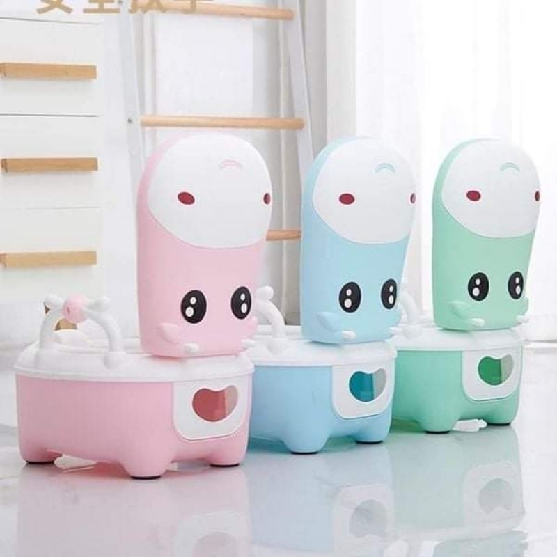 Bô vệ sinh cao cấp cho bé