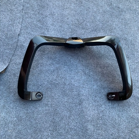 Tay xách lắp trên xe điện Vespa