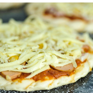 Pizza xúc xích - ship hoả tốc hà nội