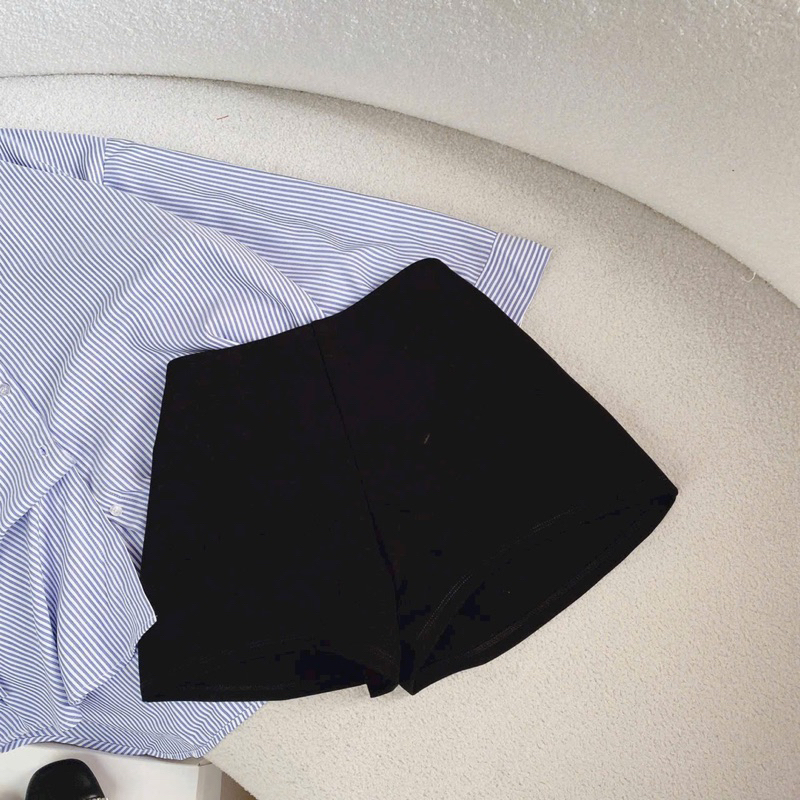 SET ÁO SƠ MI SỌC XANH MIU - SHORT ĐEN