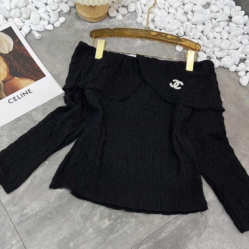 JENNYCLOSET | Áo trễ vai len nhăn tặng tag đá tiểu thư , Áo hở vai dài tay style trẻ trung